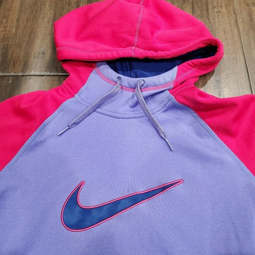Nike Therma Fit Woman Long Sleeve Pullover Hoodie Sz.Small Purple and Pink - Picture 5 of 11